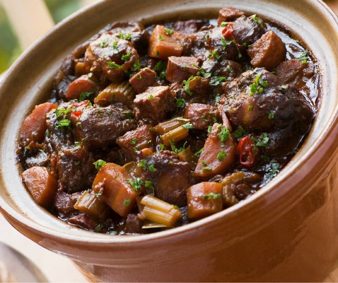 Christmas Red Wine Beef Stew (~2kg)